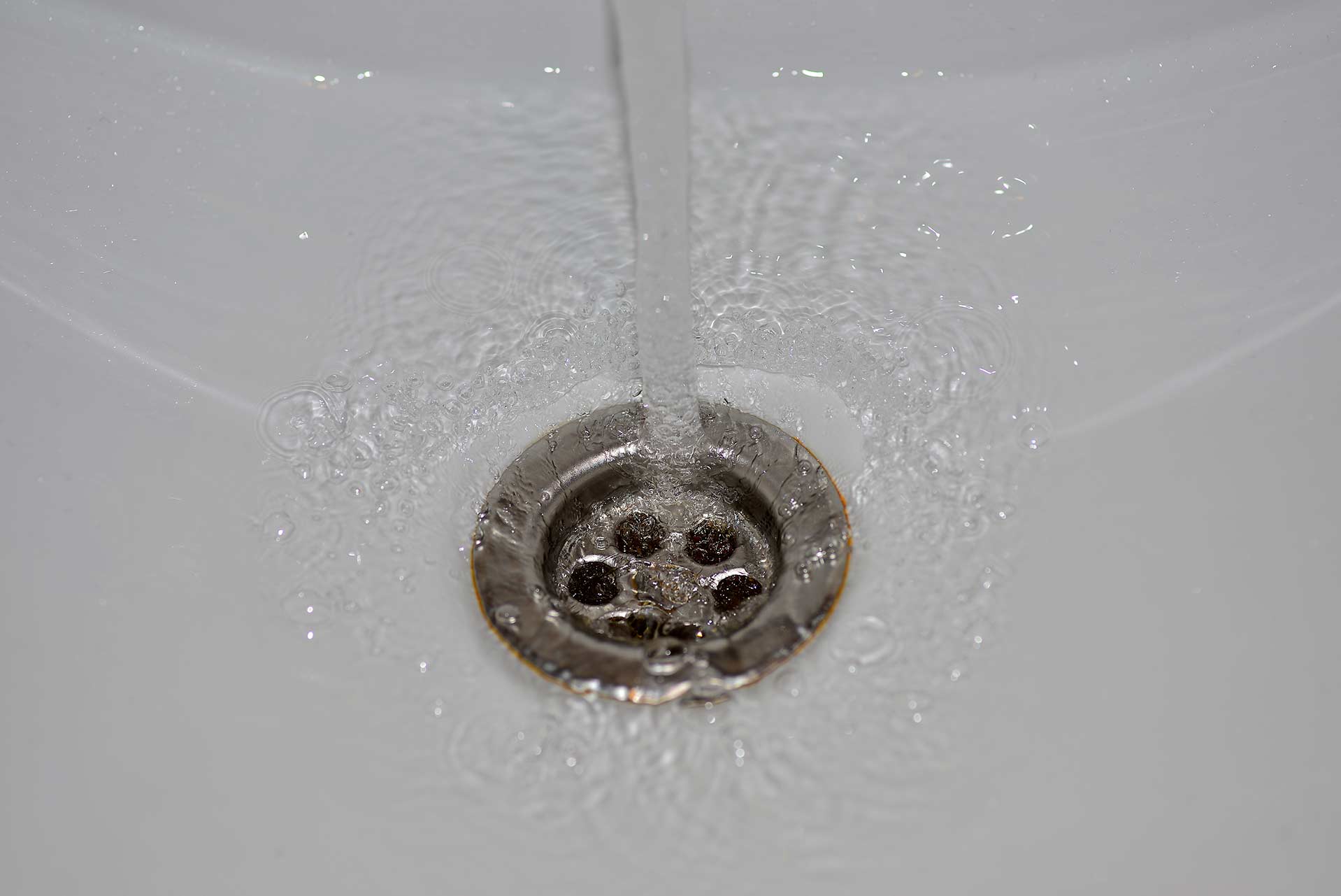 A2B Drains provides services to unblock blocked sinks and drains for properties in Sherwood.